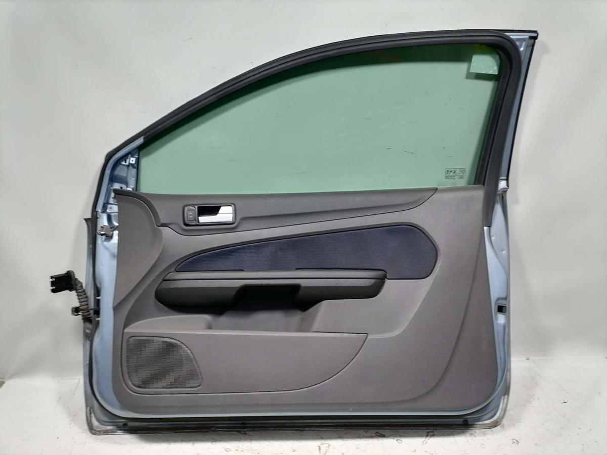 Ford Focus 2 original vorn rechts tonic hellblaumetallic 3-T&uuml;rer Rohbau Bj.2005